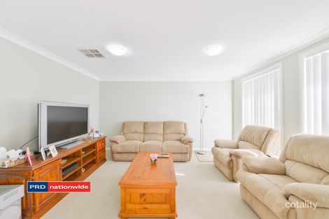 Property photo of 10 Rosehill Place Hillvue NSW 2340