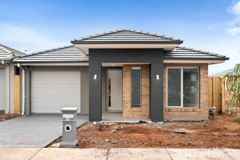 16 Miandad St, Rockbank, VIC 3335