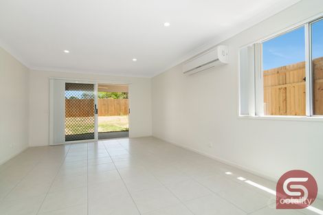 Property photo of 1/6 Kevin Mulroney Drive Flinders View QLD 4305