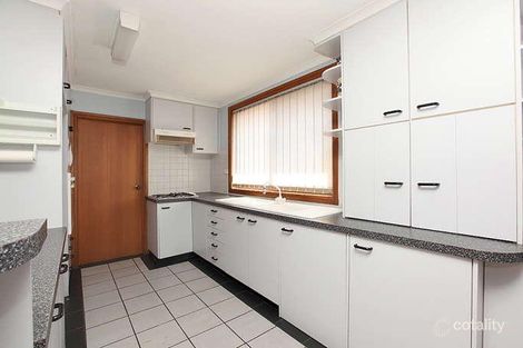Property photo of 9 Vaughan Close Karabar NSW 2620