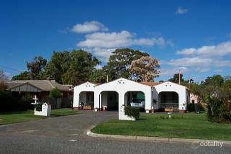 15 Harrolyn Ave, Riverton, WA 6148