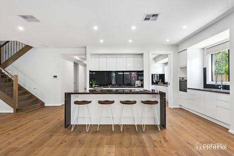 Property photo of 2 Wynyeh Street Malvern East VIC 3145