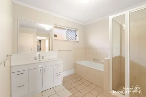 Property photo of 5 Beetson Court Eagleby QLD 4207