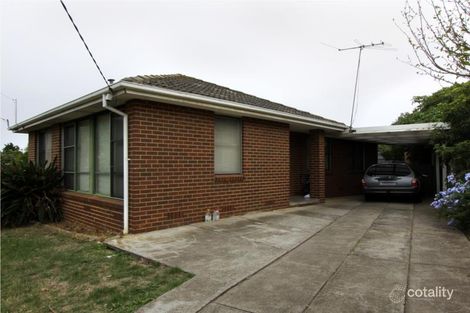 Property photo of 19 Centre Avenue Werribee VIC 3030
