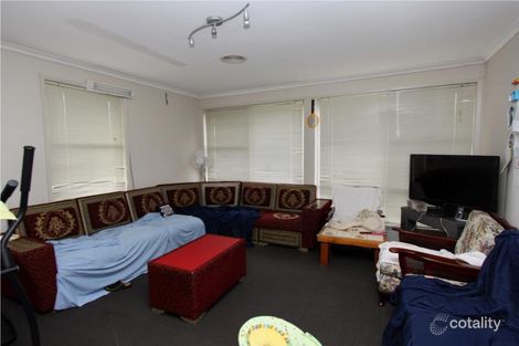 Property photo of 19 Centre Avenue Werribee VIC 3030