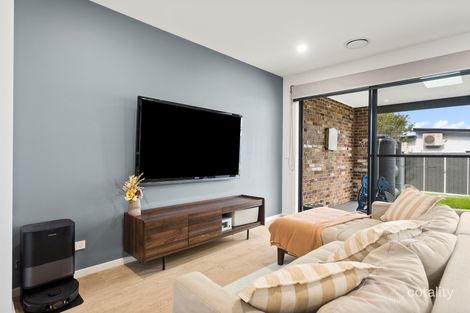 Property photo of 53B Saddleback Crescent Stream Hill NSW 2526