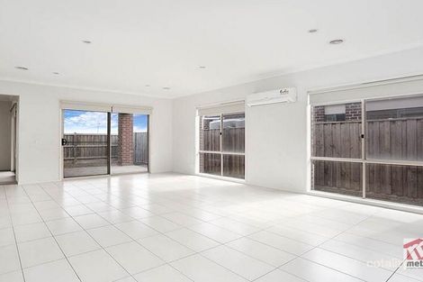 Property photo of 11 Mystic Grove Point Cook VIC 3030