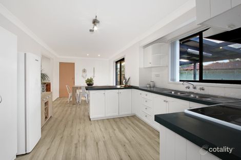 Property photo of 6 Wollonyuh Crescent Horsley NSW 2530