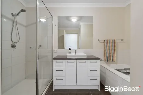 Property photo of 11 Abelia Avenue Frankston VIC 3199