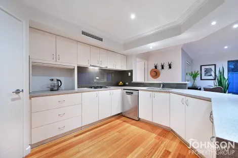 Property photo of 9B Halse Place Karrinyup WA 6018