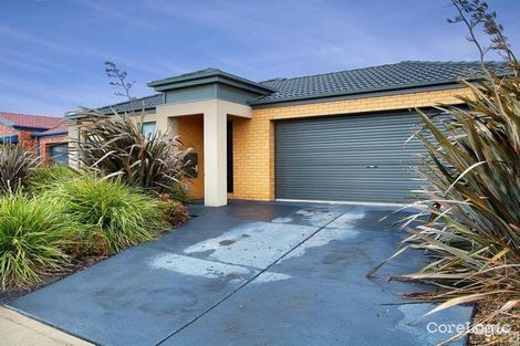 Property photo of 53 Archers Field Drive Cranbourne East VIC 3977