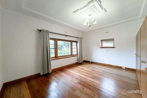 Property photo of 21 Barkers Road Kew VIC 3101