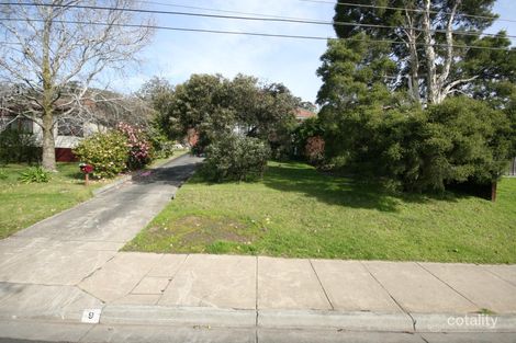 9 Francis Cres, Ferntree Gully, VIC 3156