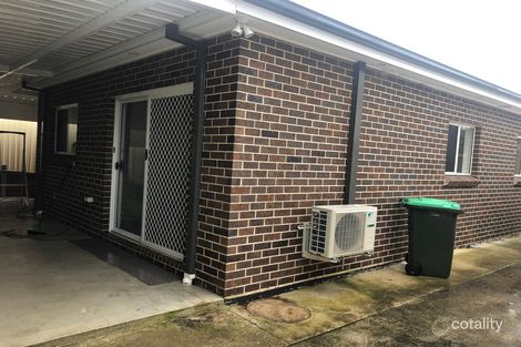 9 Falcon Cct, Green Valley, NSW 2168