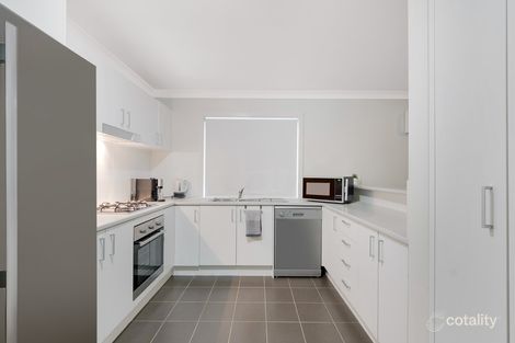 Property photo of 37 Sunday Circuit Edmondson Park NSW 2174