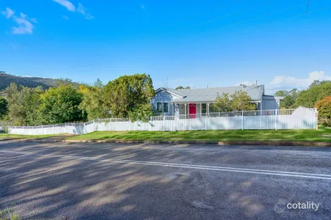 Property photo of 29 Prince Street Paterson NSW 2421