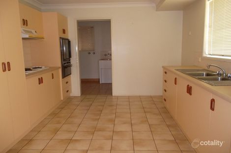 2/2 Ware Ct, Darling Heights, QLD 4350