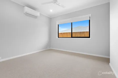 Property photo of 40 First Street Holmview QLD 4207