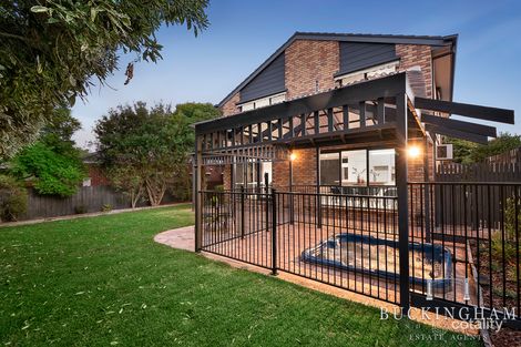 Property photo of 11 London Court Greensborough VIC 3088