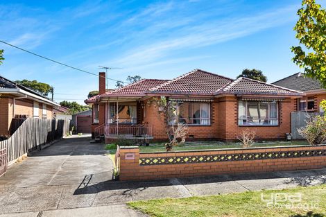 Property photo of 53 Chedgey Drive St Albans VIC 3021