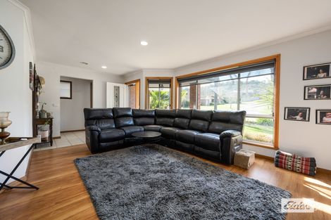 Property photo of 88 Crawshaw Crescent Glenroy NSW 2640