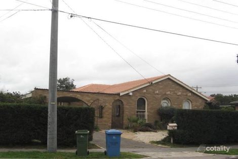 2 Liverpool Dr, Keysborough, VIC 3173