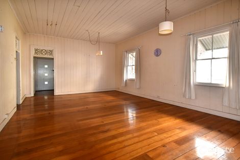 Property photo of 8 Bramston Terrace Herston QLD 4006