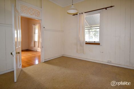 Property photo of 8 Bramston Terrace Herston QLD 4006