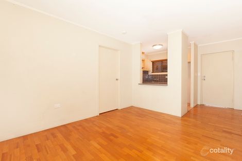 Property photo of 2/76 Gladstone Road Highgate Hill QLD 4101