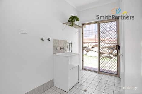Property photo of 2 Featherstone Circuit Greenwith SA 5125