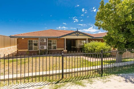 Property photo of 4 Corinda Way Ridgewood WA 6030