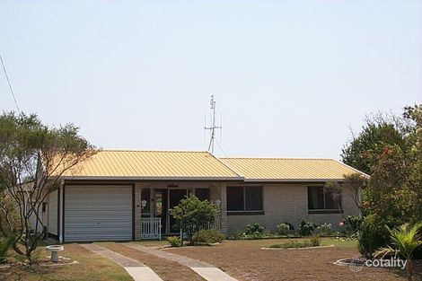 9 Cassia St, Burrum Heads, QLD 4659