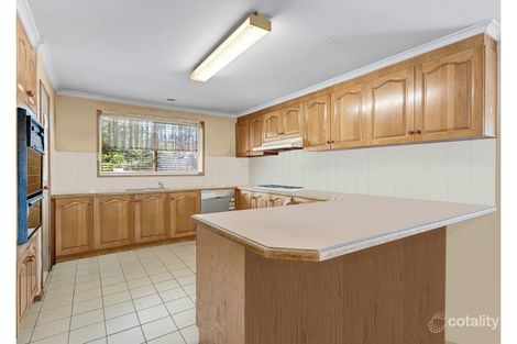 Property photo of 5 Cunningham Drive Endeavour Hills VIC 3802