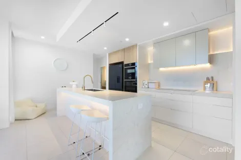 Property photo of 49/20 Executive Drive Burleigh Waters QLD 4220