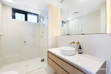 Property photo of 49/20 Executive Drive Burleigh Waters QLD 4220
