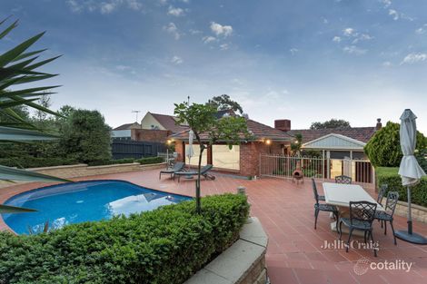 Property photo of 28 Charteris Drive Ivanhoe East VIC 3079