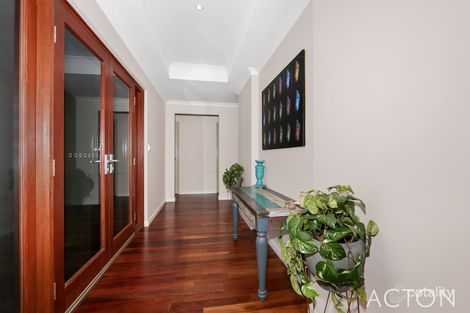 Property photo of 36 Lascelles Circus Lakelands WA 6180