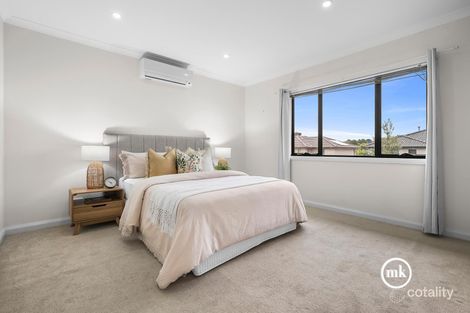 Property photo of 5 Mockingbird Way Doreen VIC 3754