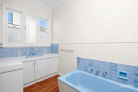 Property photo of 17 Marshall Crescent Kennington VIC 3550