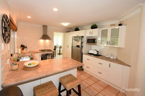 Property photo of 43 Davison Street Gracemere QLD 4702