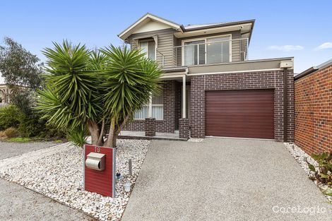 Property photo of 19 Kerford Crescent Point Cook VIC 3030