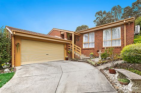 Property photo of 13 Bournevale Drive Berwick VIC 3806