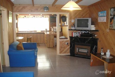 Property photo of 16 Waratah Street Rye VIC 3941