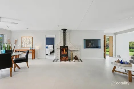 Property photo of 34 Worongary Road Worongary QLD 4213