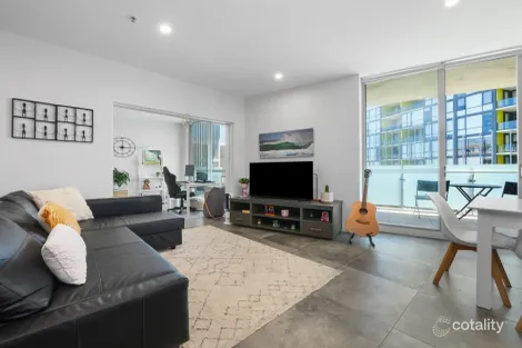 Property photo of 401/103-105 O'Riordan Street Mascot NSW 2020