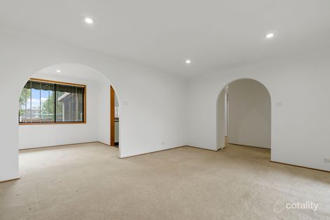 Property photo of 10 Logan Close Macquarie Hills NSW 2285