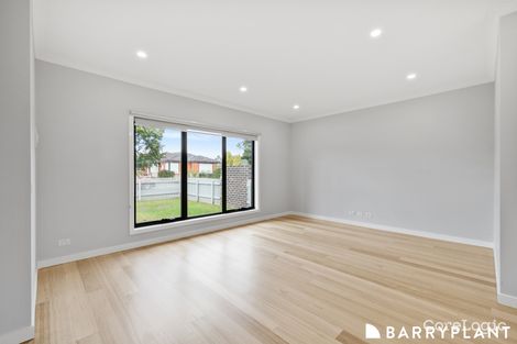 Property photo of 1/29 Bangerang Avenue Sunshine North VIC 3020