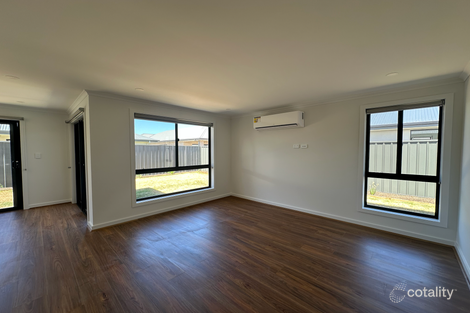 Property photo of 12 Cornwall Street Munno Para Downs SA 5115