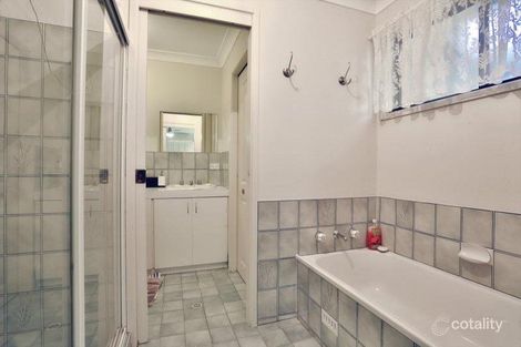 Property photo of 3 Macquarie Street Bolton Point NSW 2283