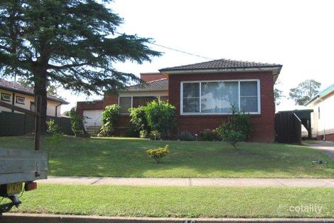 16 Daley St, Pendle Hill, NSW 2145